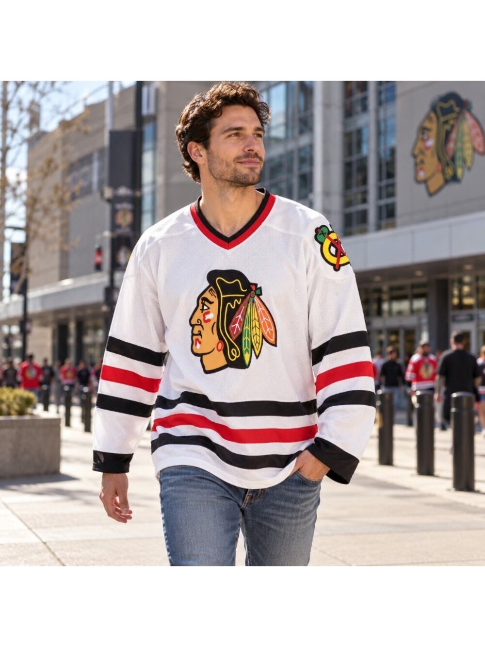 CCM NHL Chicago Blackhawks White Vintage Jersey Size Medium